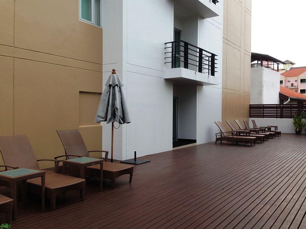 August Suites Pattaya Εξωτερικό φωτογραφία